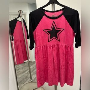 Total Girl PLUS 18 1/2 Hot Pink & Black Dress - size Childrens Clothing: 18